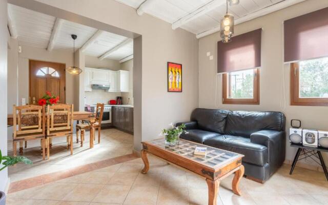 Neria Villas Collection