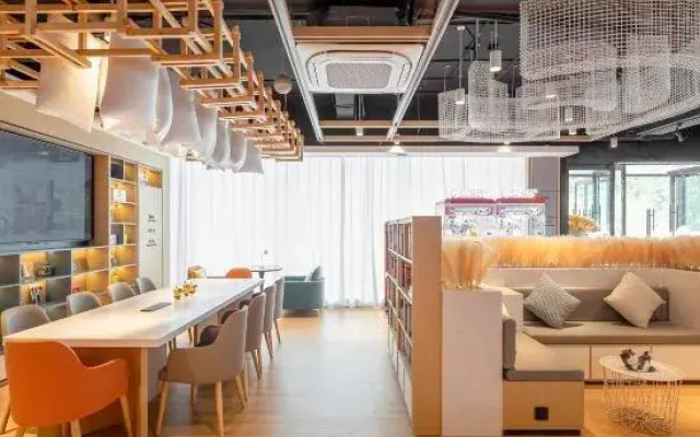 Unknown Lifanyu Hotel (Xiaoyi Shengxihu Branch)