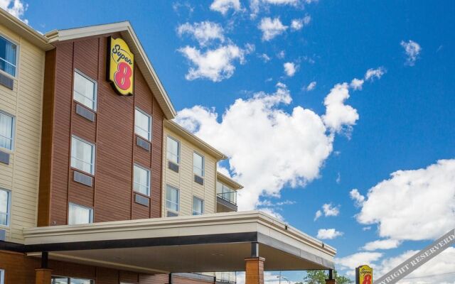 Super 8 Mont Laurier