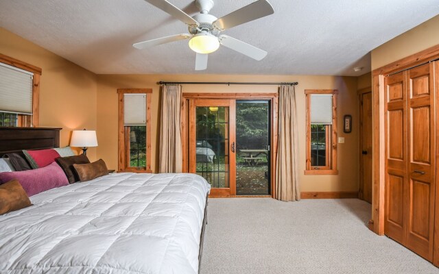Bears Lair House