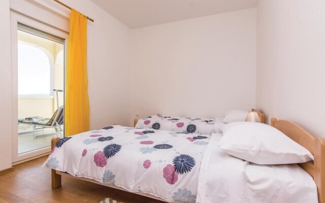 Stunning Apartment in Slivnica With 3 Bedrooms and Wifi