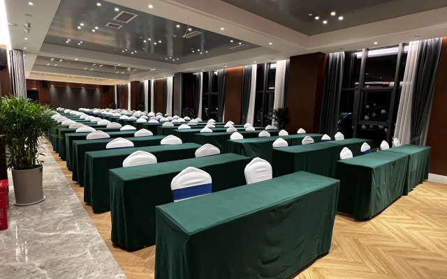 Vienna International Hotel Deng Zhou YingBinGuan
