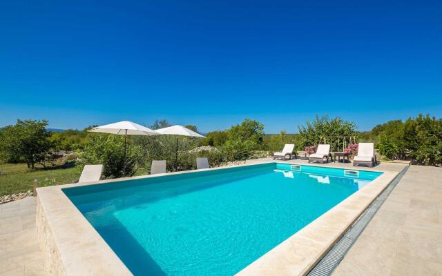 Villa Cecilia in Brusići