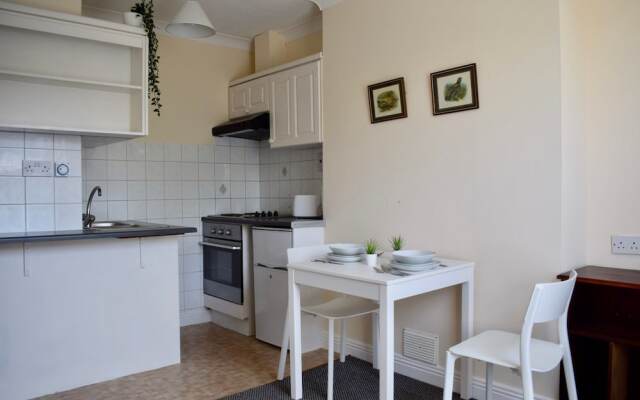 2 Bedroom Flat In Drumcondra