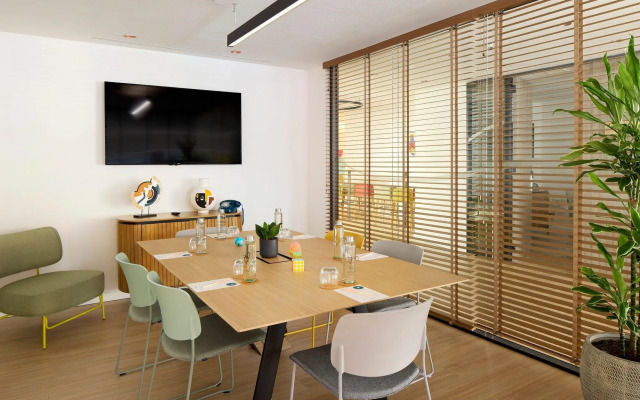 INNSiDE by Melia Barcelona Apolo Hotel