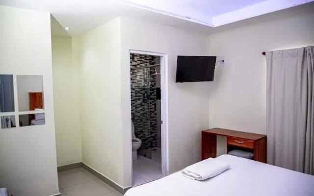 Hotel J&M