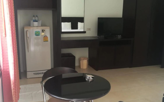 Orm Thong Apartment - SHA Plus