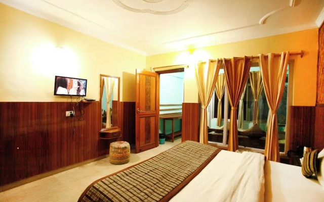 Nature's Valley Resort Kausani