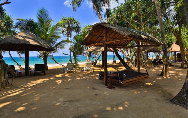 Thejan Beach Cabanas