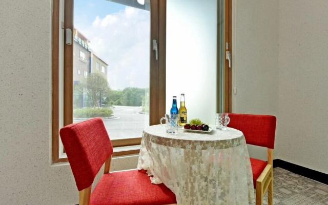 Erefarm Hostel