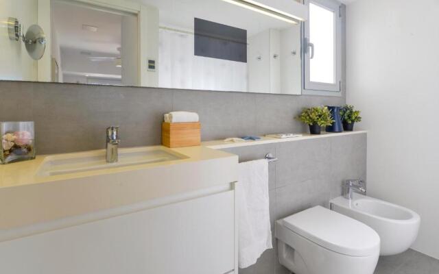 CANAMI... Luxury apartment with best sea views.