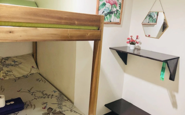 Lolo Bob's Bed And Breakfast