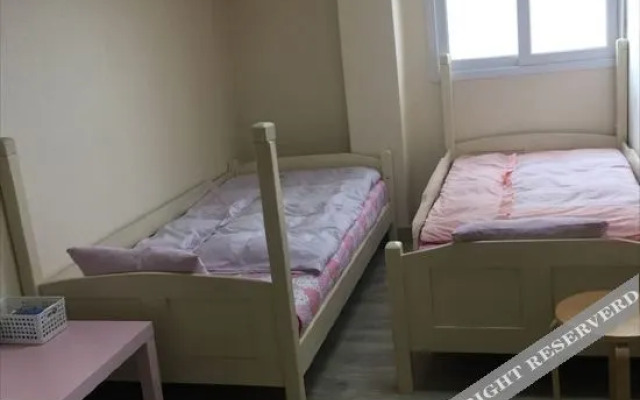 Quest House - Hostel