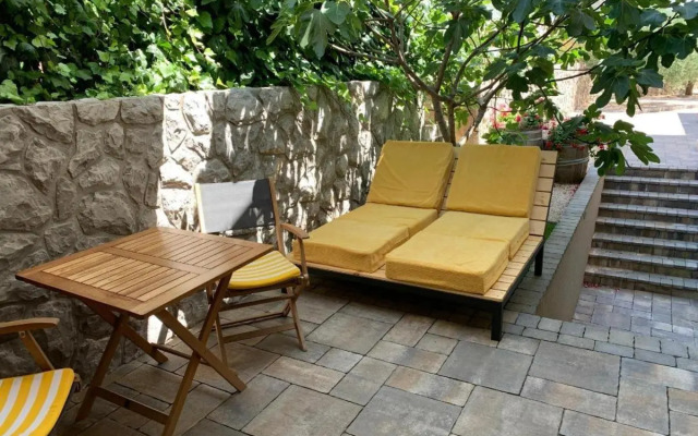 Studio apartment Lucija