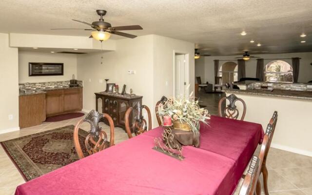 Island Paradise by Destination Havasu