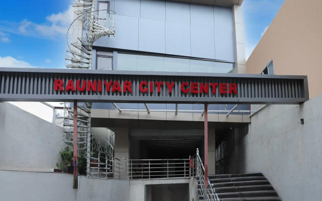 Super Townhouse Rauniyar City Centre Ratu Road