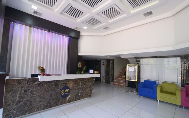 OYO 1637 Hotel Star Residency