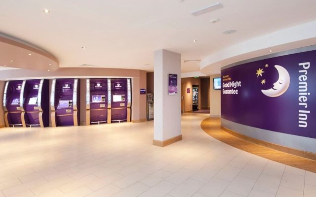 Premier Inn London Heathrow Airport Terminal 5 Hotel