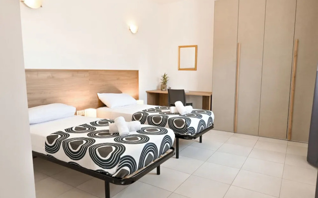 Mediterranea Sunny Maltese Townhouse