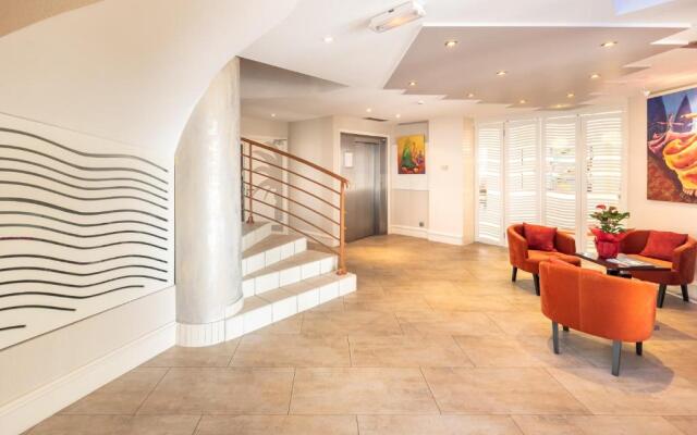 Mercure Saint Raphael Centre Plage