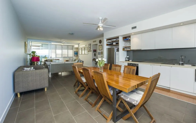 1 Bright Point Apartment 5404
