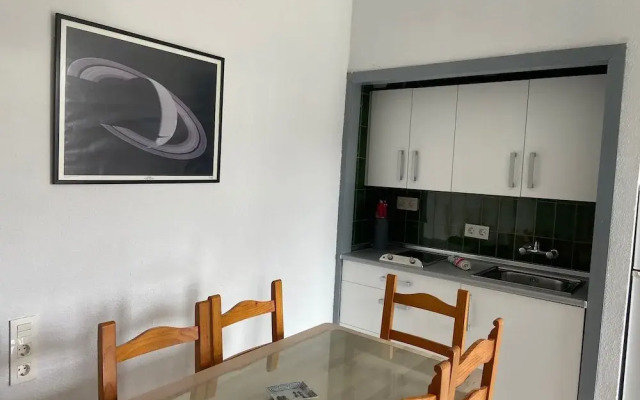 Apartamento De 1 Dormitorio, Edificio Penibtico