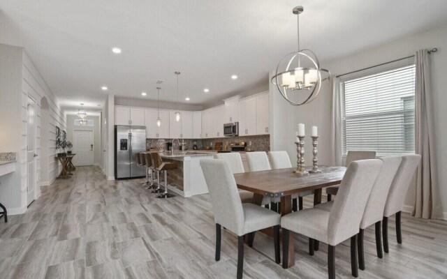 Gorgeous Top Pool Home Sl4730