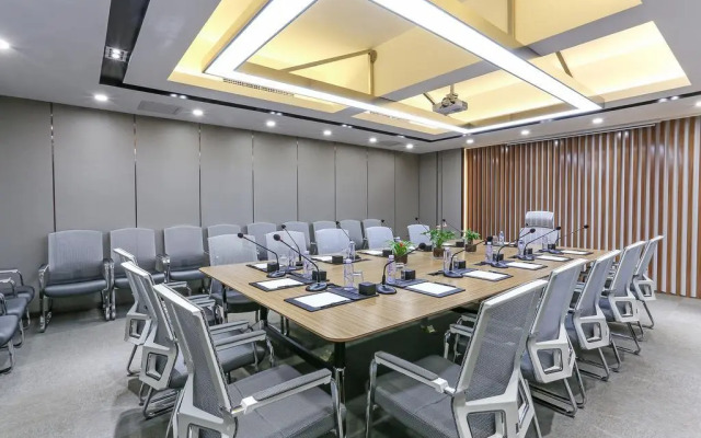 Lavande Hotel Tianjin Binhai Yujiapu Finacial Center