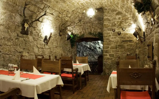 Zámeček pod hradem - hotel