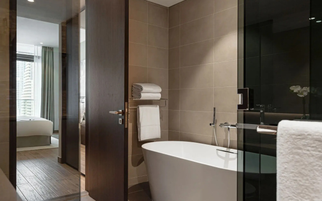 Jumeirah Living Marina Gate