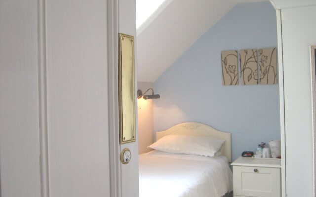 Dunedin Guest House
