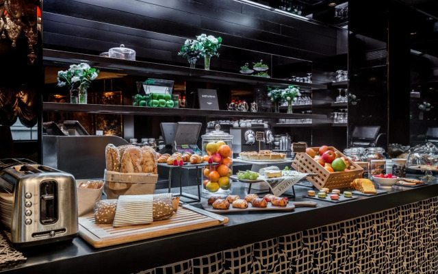 Chalgrin Boutique Hotel