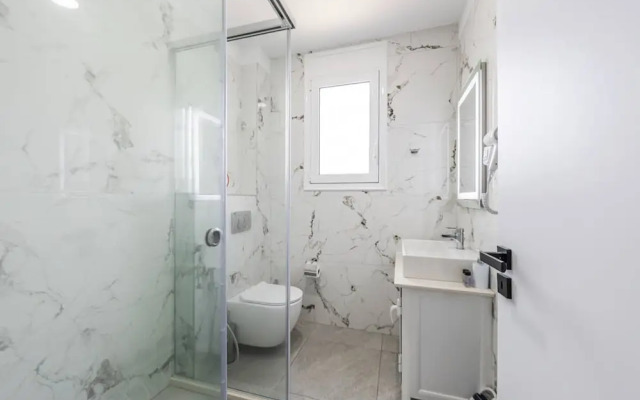 Bliss Double Room in Gjirokast r