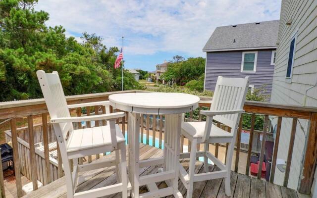 6061 - Bark O Lounge