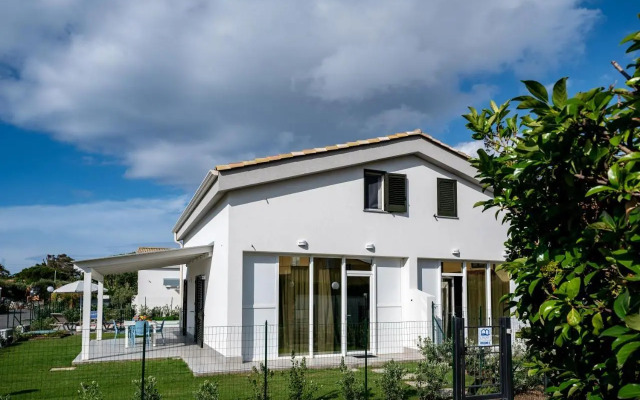 Residence Salinelle Beach Villa Vulcano 4
