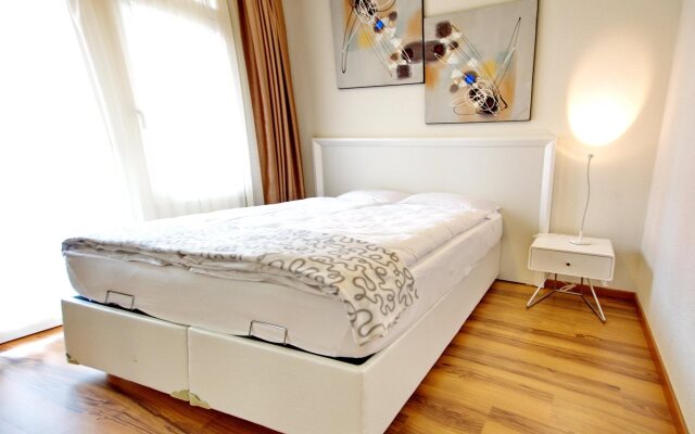 Luxury Apartments by Livingdowntown