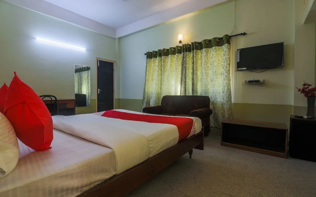 OYO 16396 Riverview Guest House