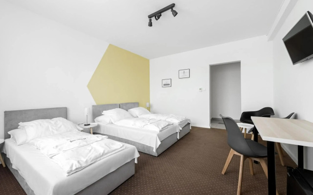 Chesscom Hotel