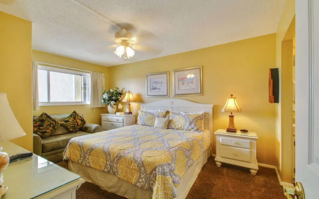 The Summit Condominiums