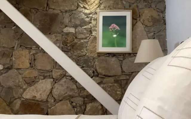 Sonef House Hotel