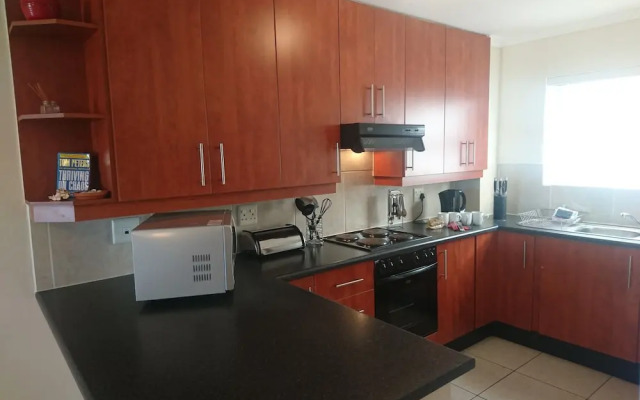 Nottingham Square by CTHA