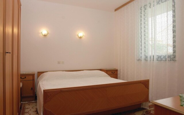 Amazing Apartment in Stinjan With 3 Bedrooms