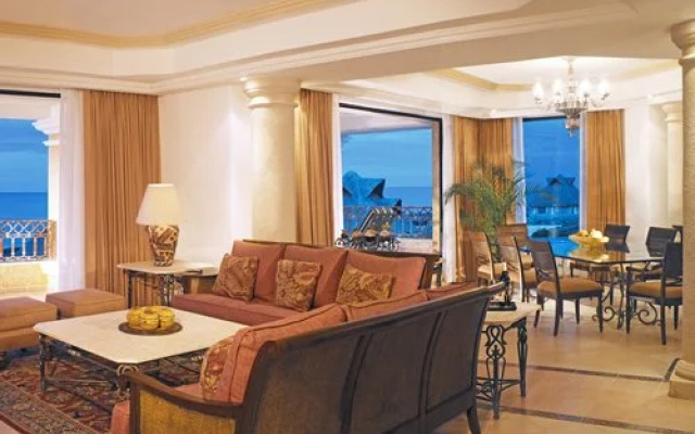 Aventura Cove, Puerto Aventuras, Mexico