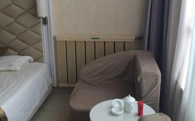 Triumph Palace Hotel