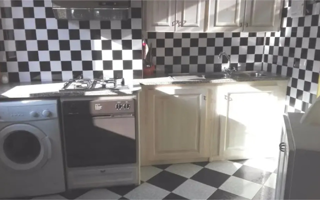 Apartment With 2 Bedrooms in Quartu Sant'elena, With Enclosed Garden and Wifi