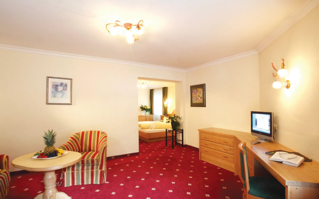Stefan Hotel