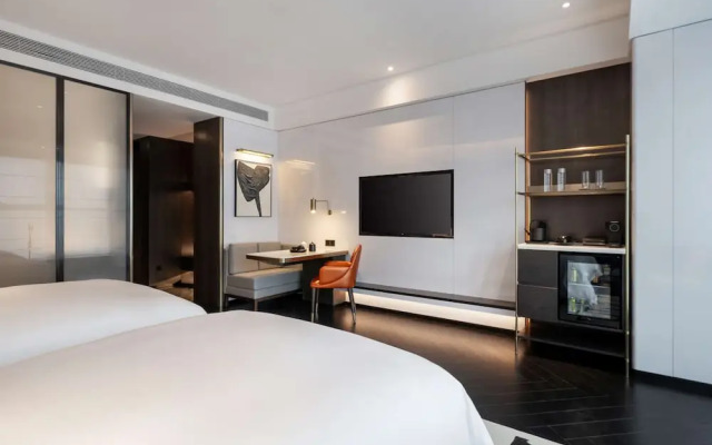 The Langbo Chengdu Hotel
