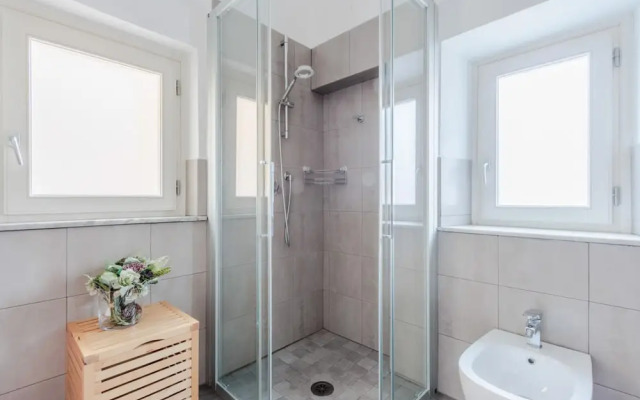 Miss Penny in Lucca With 2 Bedrooms and 1 Bathrooms