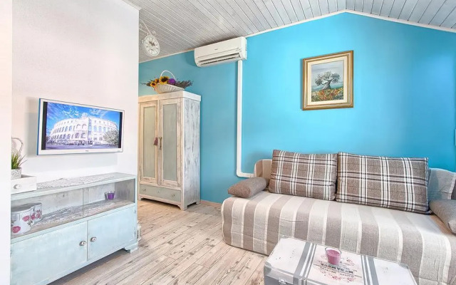 Apartment Clerisseau