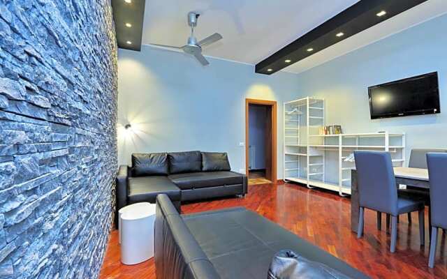 Sapphire Apartment
